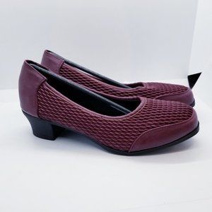 Comfort-Well by Beacon Women's Stretch'N Form - Burgundy - Size 7.5 W